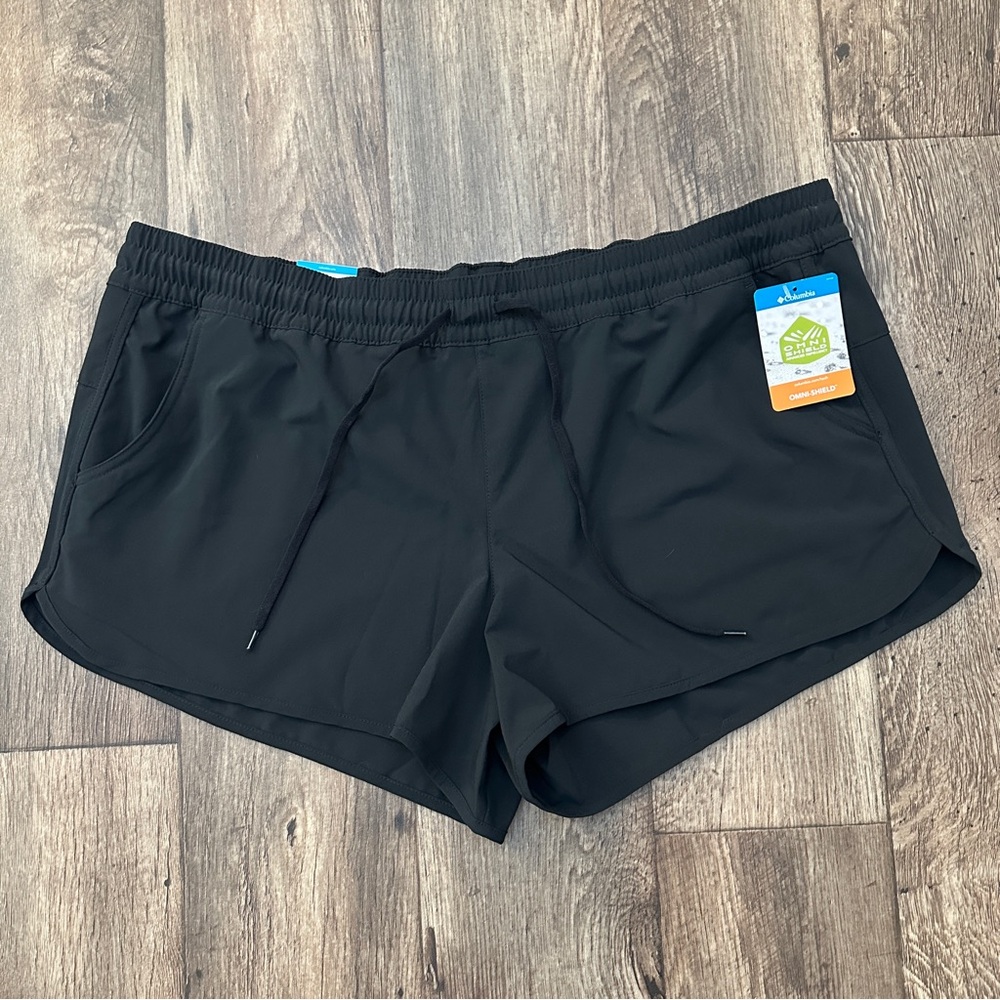 Columbia Omni Shield Bogata Bay Stretch Shorts Women’s Size XXL Black